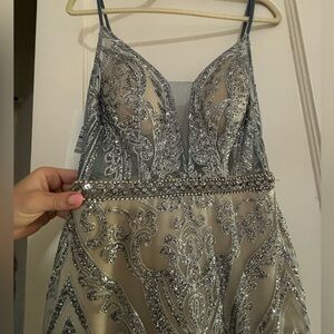 Formal gown sparkly dress size small NWT